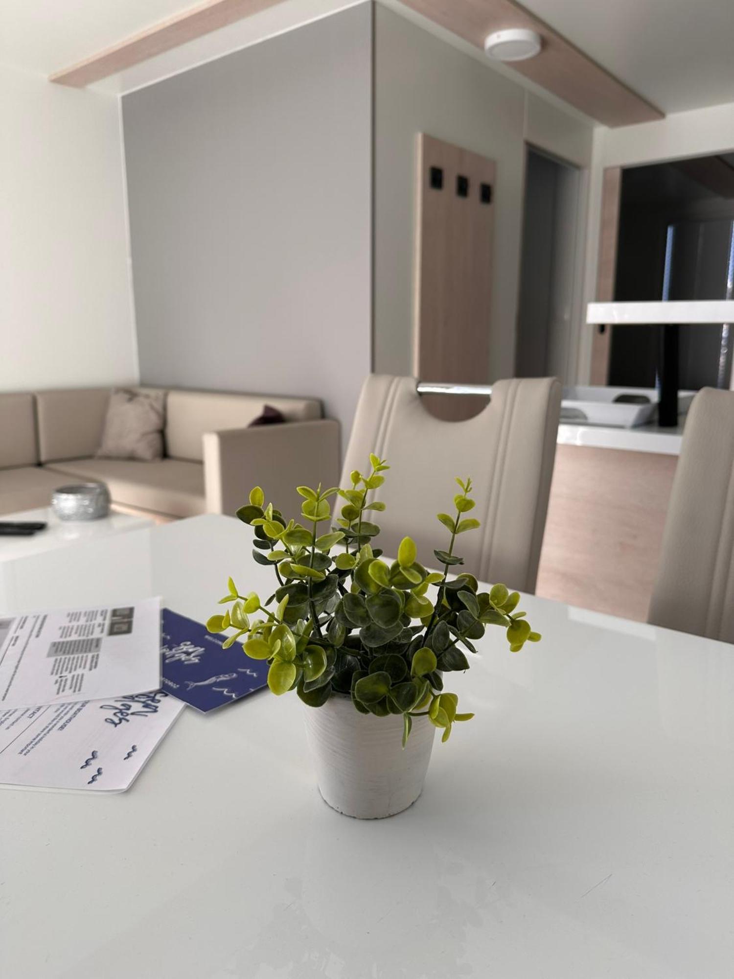 ポルトローシュFloating House - Marina Pearlアパートメント エクステリア 写真